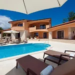 Vila Antonija Labin (Istria)